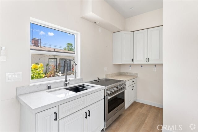 Building Photo - 925 W Maple Ave Rental