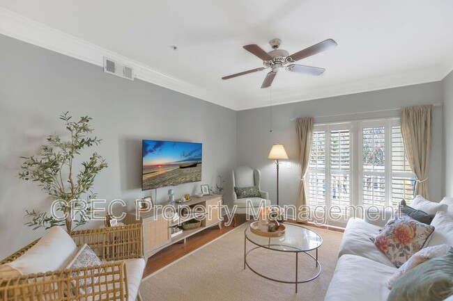 Building Photo - 1300 Park W Blvd Unit 706