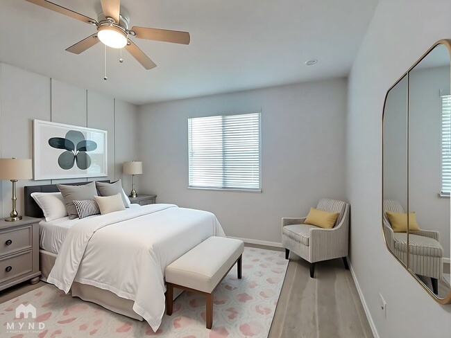 Photo - 815 N 109th Dr