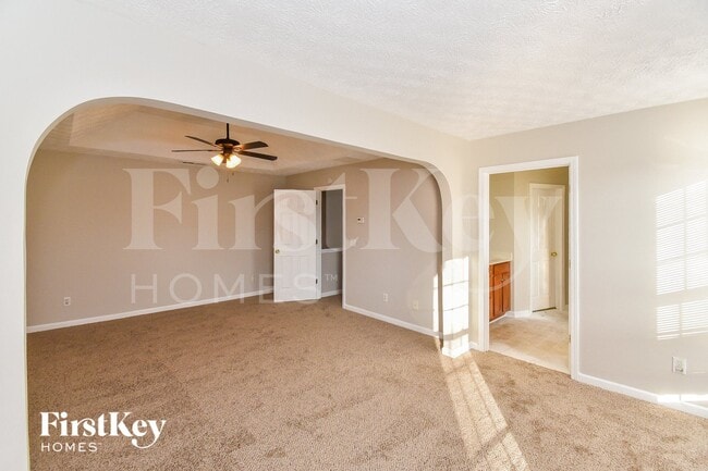 Photo - 74 Mattie Ln