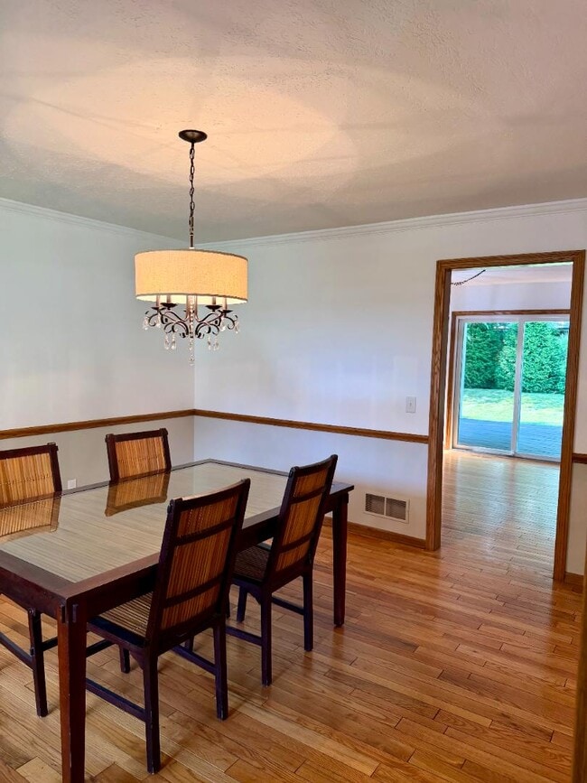 Photo - 6955 Salerno St NW