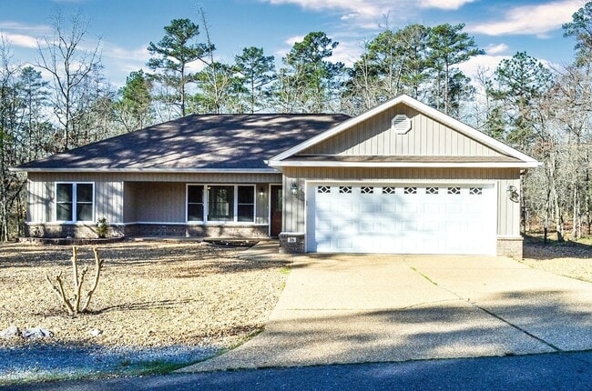 Building Photo - 16 Jubileo Ln