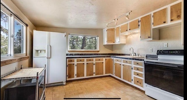 Photo - 77 Catamount Ln