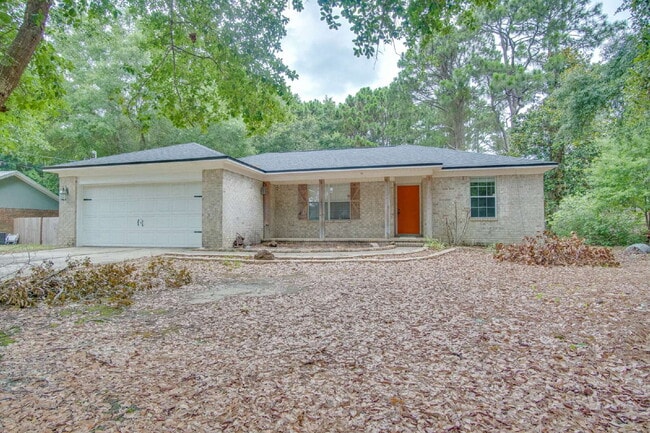 Photo - Navarre 3BR/2BA Home Near Beaches & Hurlburt Field with Updated Kitchen, Split Floor Plan & Spaci...