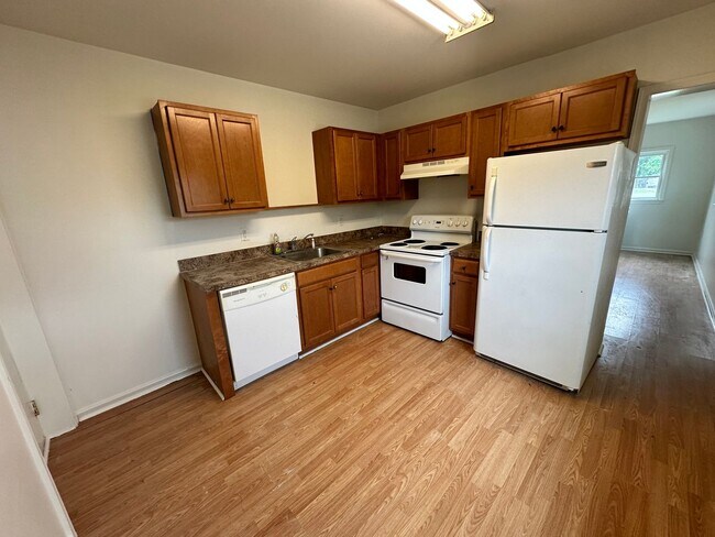 Photo - 422 Longwood Ave Unit A