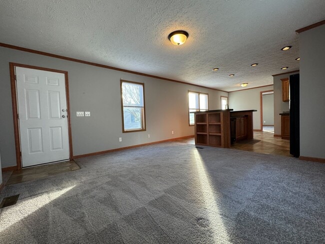 Photo - 2021 Lark Ln NW