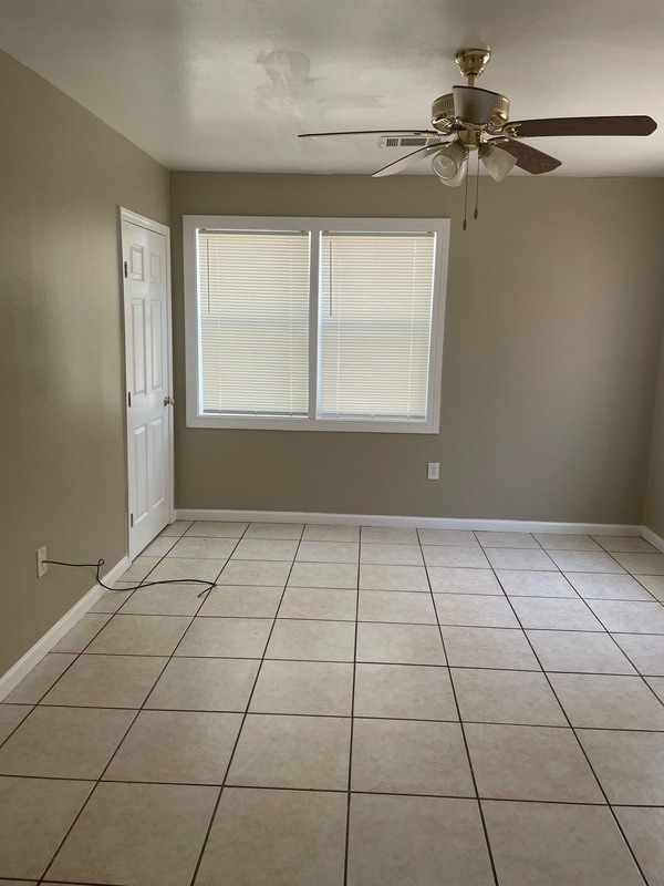 Photo - 1964 Mirabeau Ave Unit 1964