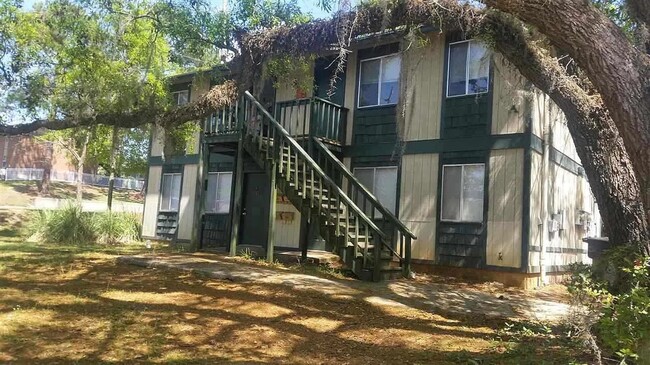 1/1 LOCATED BY FSU STADIUM 850$ MONTHLY - 1/1 LOCATED BY FSU STADIUM 850$ MONTHLY Condominio Unidad 12