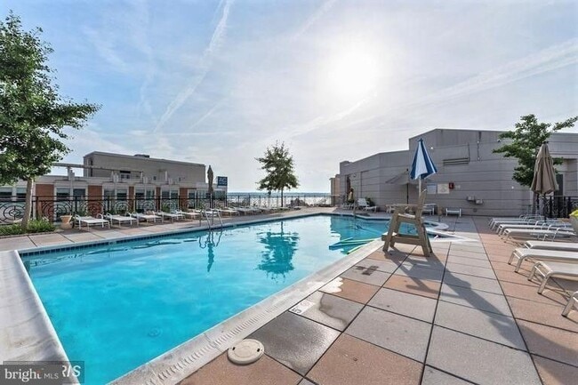 Photo - Luxurious 1 Bedroom Condo in National Harbor!