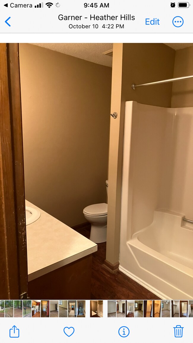 Photo - 205 Hutchins Dr