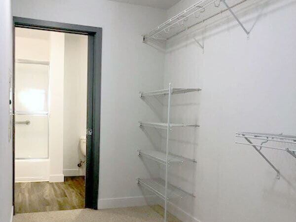 Photo - 33 South Third