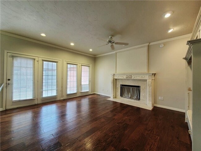 Photo - 5604 NW 106th St