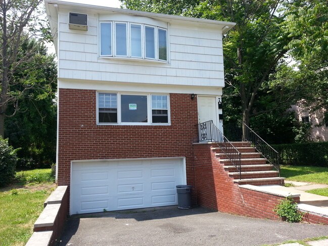 7 Brookwood St Unit 2nd floor