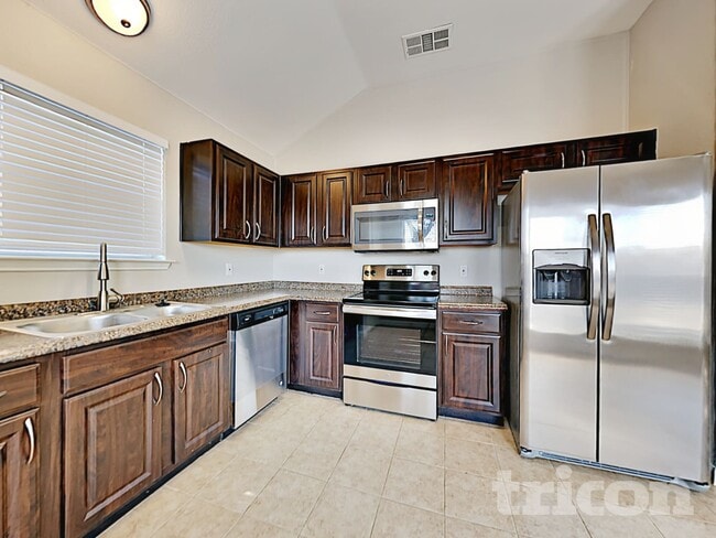 Photo - 1110 Sage Brush Tr