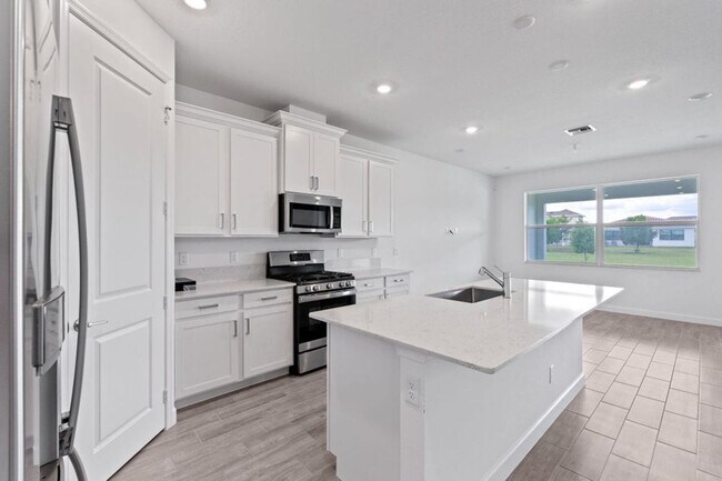 Photo - 1608 Wandering Willow Wy