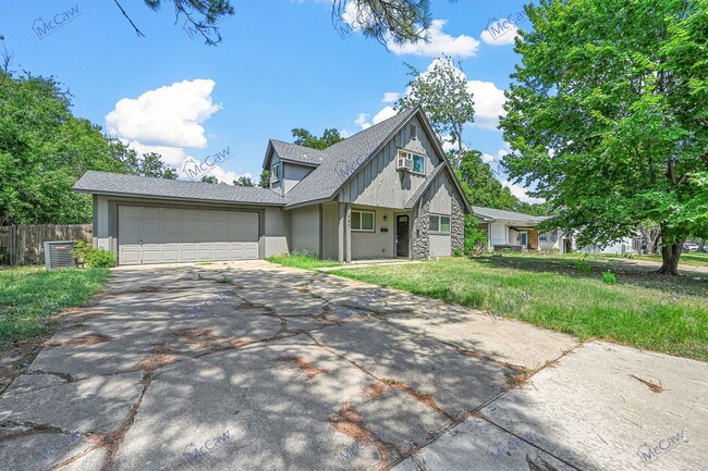 Photo - 760 Ponderosa Dr