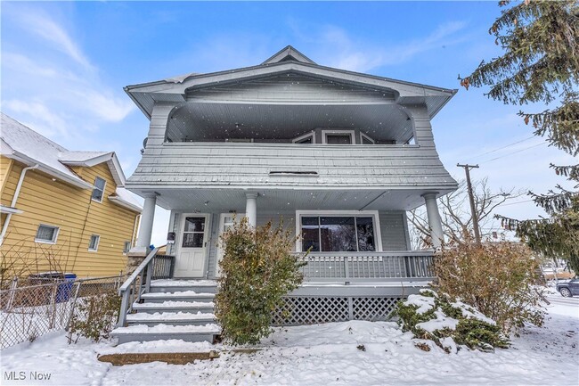 Building Photo - 3292 W 105th St Unit 3