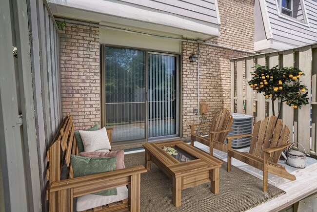 Photo - Chesney Woods Apartments