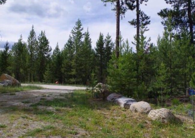Photo - 204 Old Creek Rd