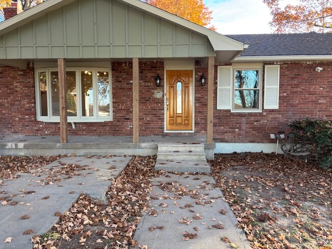 Photo - 18377 Pleasant View Dr