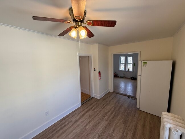 Photo - 10-2 Russell St Unit #2