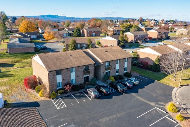 1625 Buttonwood Ct