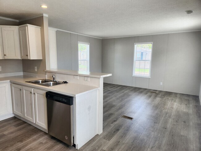 Photo - 85 W Arizona