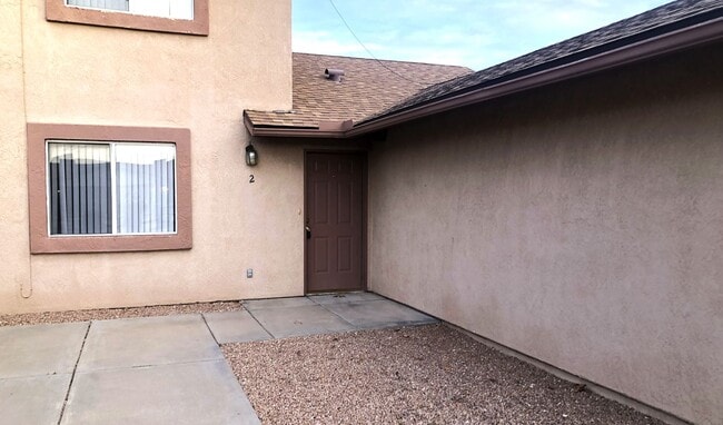 Photo - 2469 Armour Ave Unit Apt #2