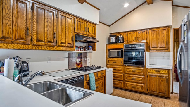 Photo - 2013 Stain Glass Dr