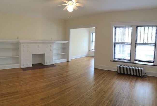 Photo - Ardmore Winthrop Properties- 5752-58 N Win...