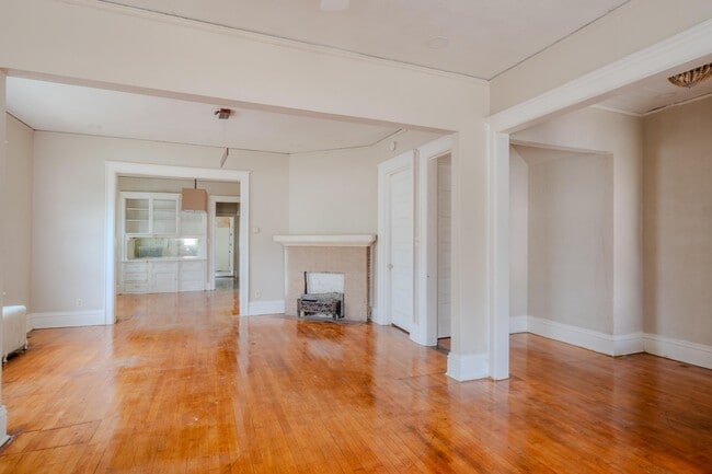 Photo - 1150 N 33rd St