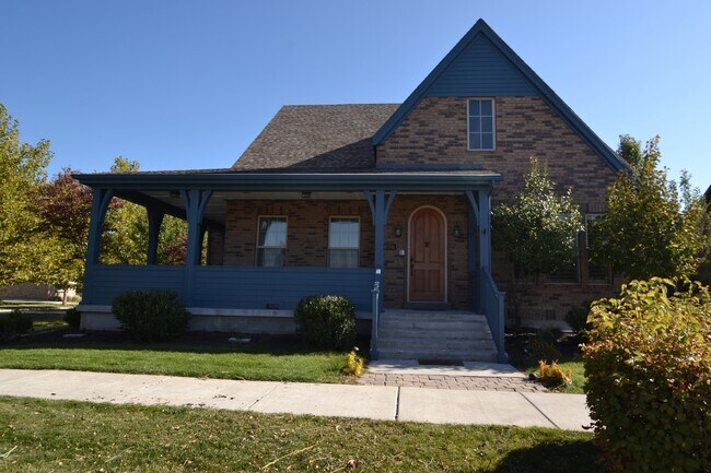 Building Photo - Stunning 6 bedroom 3 bathroom home in Daybreak South Jordan!!!