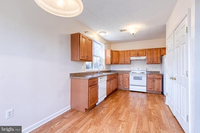 Photo - 736 Heather Stone Loop Unit 74