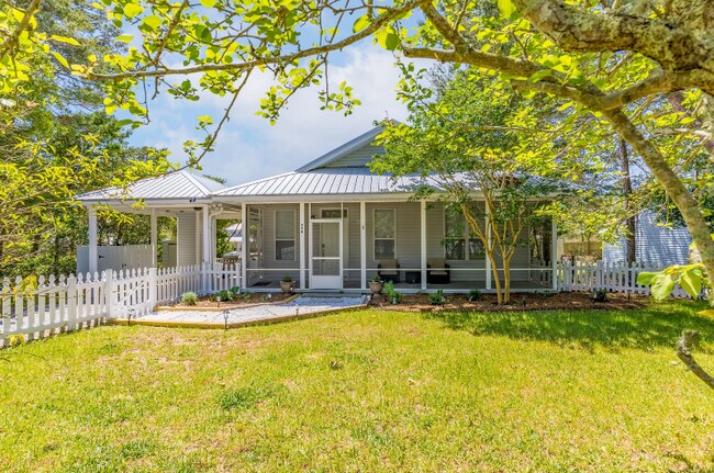 Photo - 174 Woodland Dr
