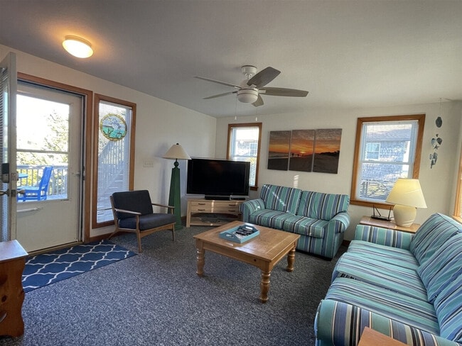 Photo - 58222 Liberator Way Unit SI ID1390488P