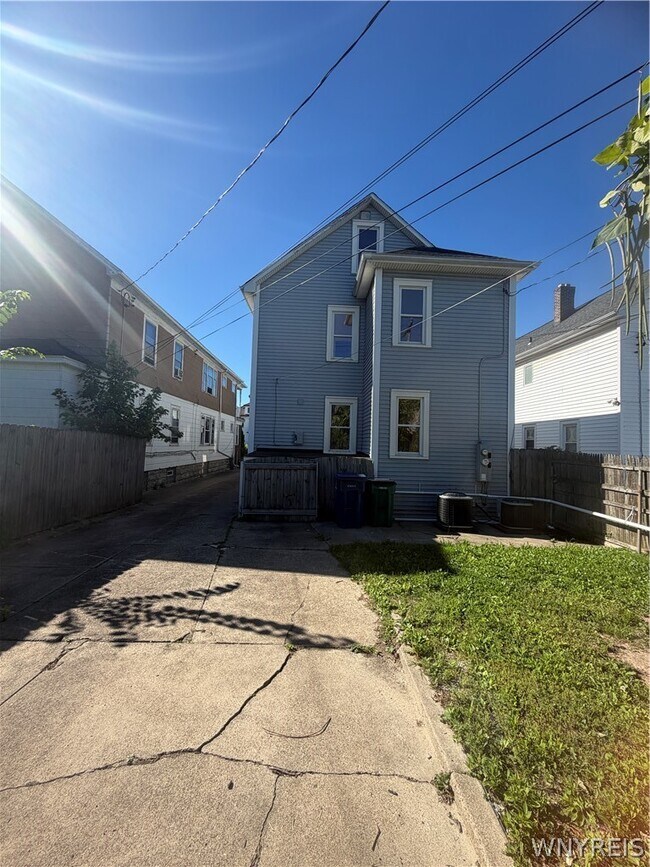 Photo - 292 Hartwell Rd