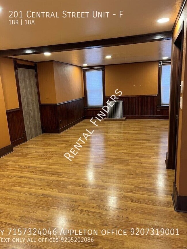 Building Photo - 201 Central St Unit F