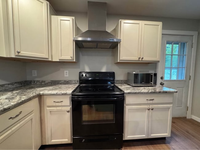 Photo - 15 McGrath Dr