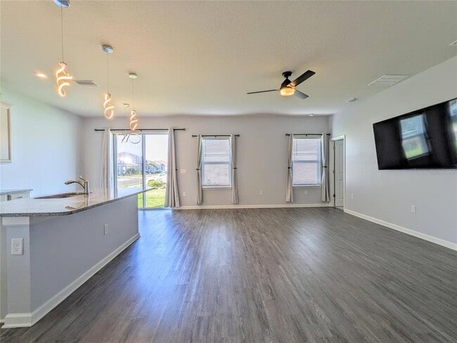 Photo - 6205 114th Ave E