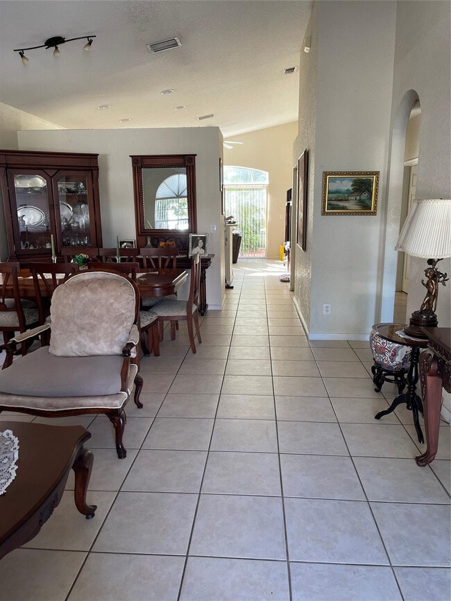 Photo - 932 NW 126th Terrace