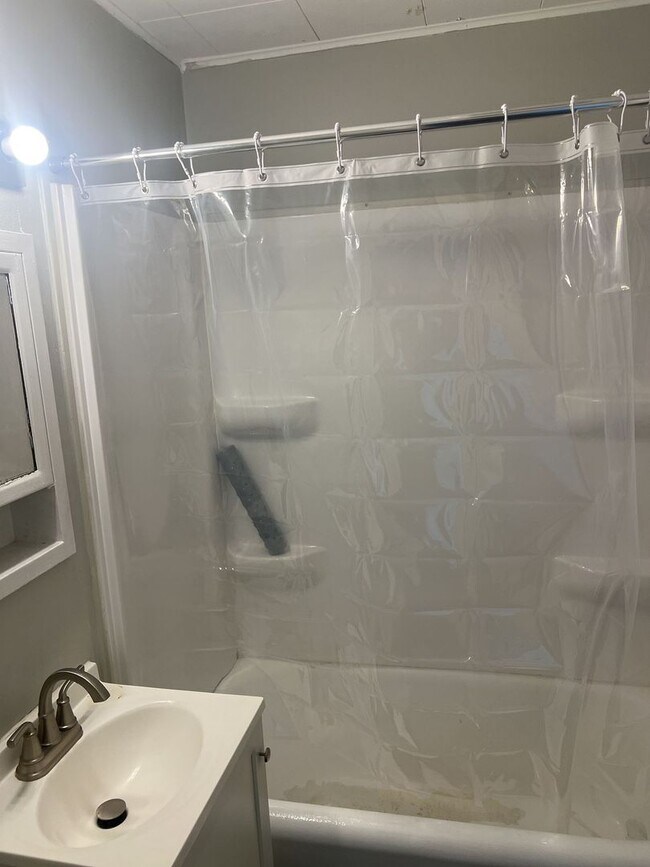 Photo - 2 bedroom House for Rent