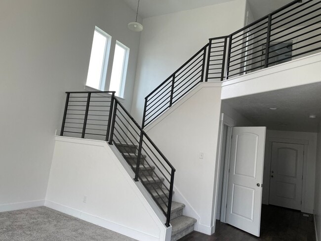 Photo - 98 N Stone Gate Dr