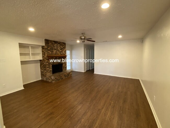 Photo - 139 Wildwood Dr