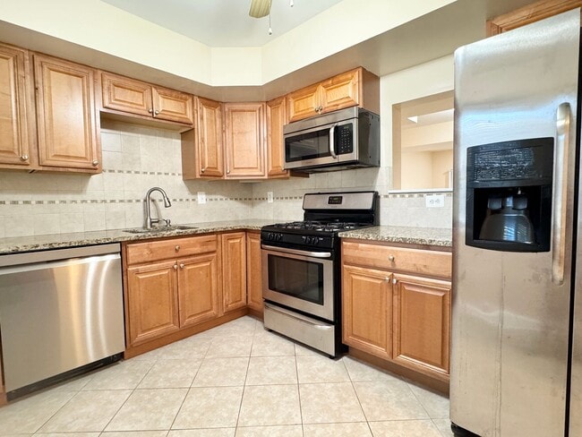 Photo - Beautifully updated 3BR/2.5BA townhome in Dale City!