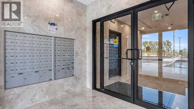 Photo - 4785 Walker Rd Unité 505