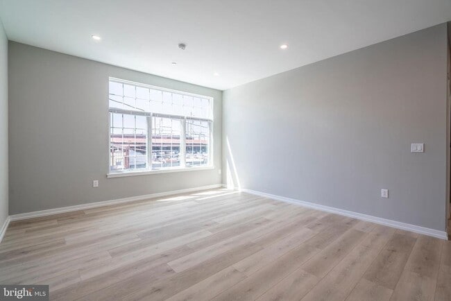 Photo - 2401 Washington Ave Unit 2C