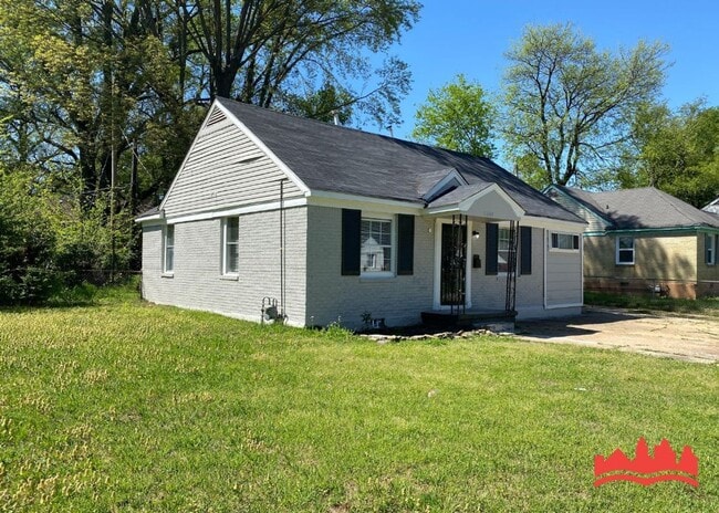 Photo - 2302 Alameda Ave