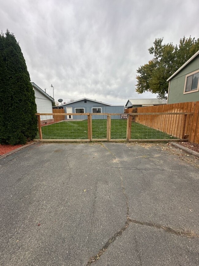 Photo - 9441 Maple Dr NE Unit MIL