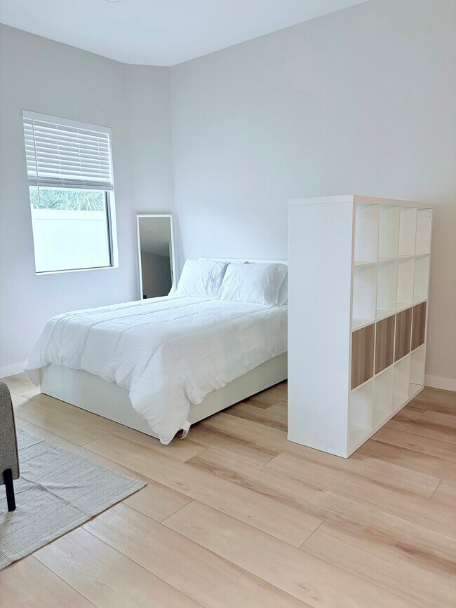 821 16th St N Unit 103