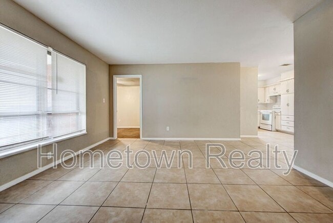 Photo - 1833 NE 51st St